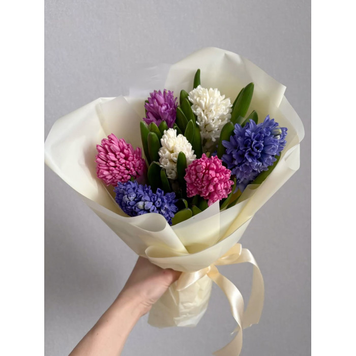 Гиацинты в Каратау