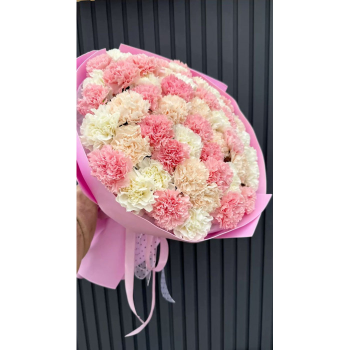 Диантусы в Каратау