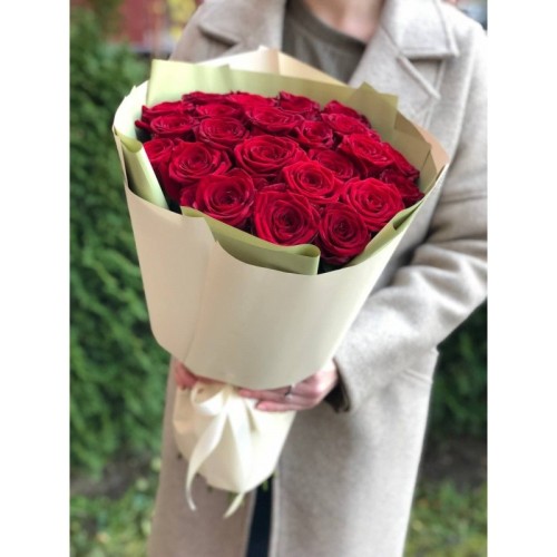 Купить на заказ Букет из 21 красной розы с доставкой в Каратау