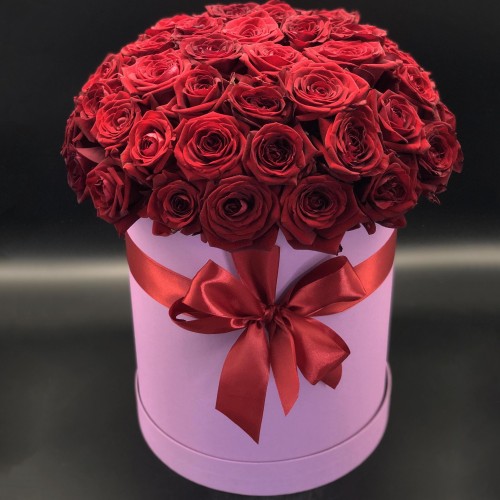 Купить на заказ 51 красная роза в коробке с доставкой в Каратау