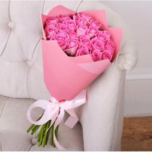 Купить на заказ Букет из 21 розовой розы с доставкой в Каратау