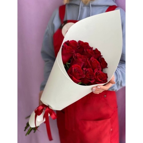 Купить на заказ 15 красных роз с доставкой в Каратау