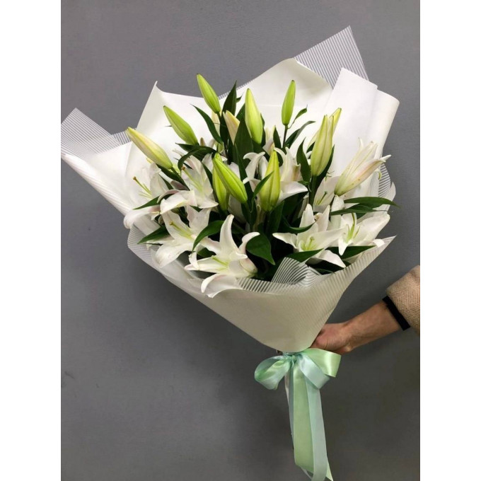 Букет из 3 лилий Букет из 3 лилий