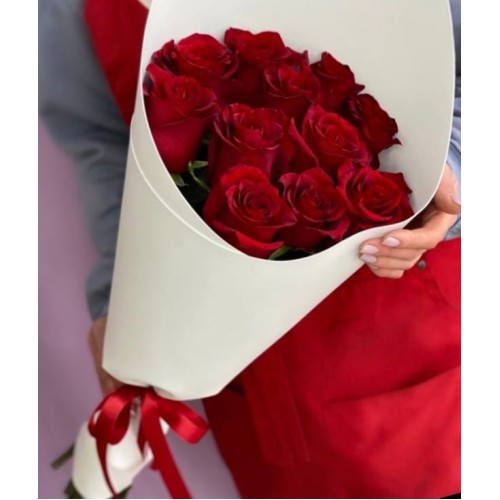Купить на заказ Букет из 11 красных роз с доставкой в Каратау